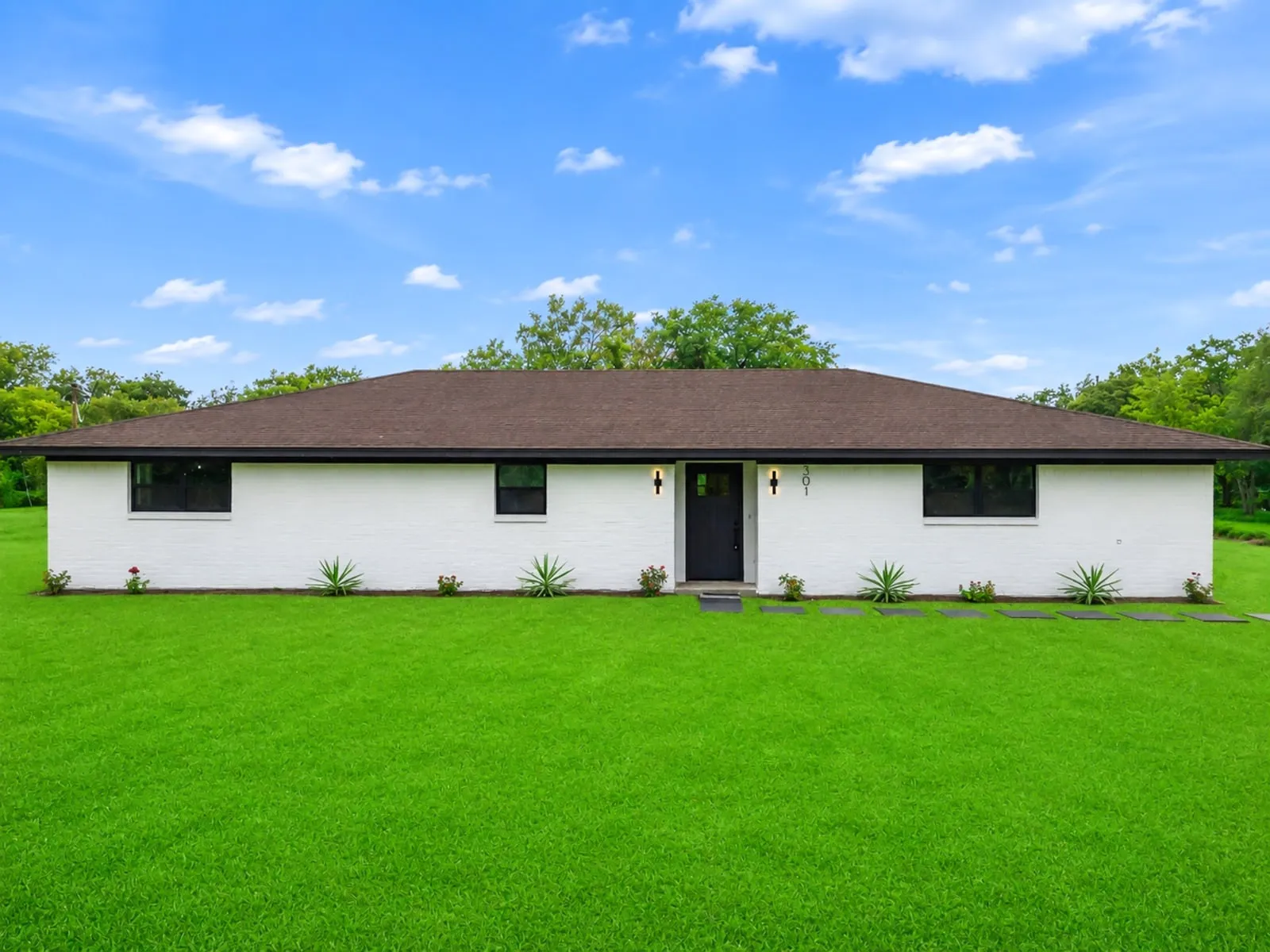 Whole home renovation of a single storey ranch in Grogan’s Mill, The Woodlands, TX